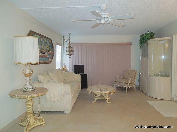 3rd image of 818 Sky Pine Way APT E1