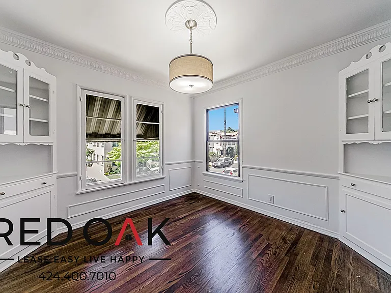 330 N Ogden Dr #1/2 — Photo 2