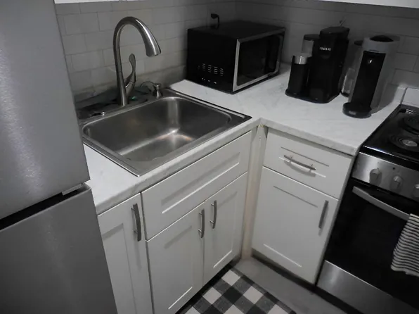 356 Palisade Avenue image 6 of 8