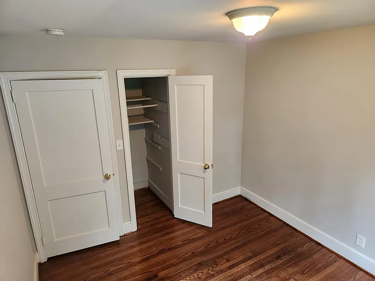 4312 Wentworth Dr — Photo 7