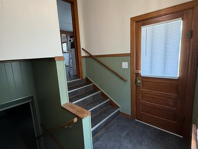 307 N Main St — Photo 3