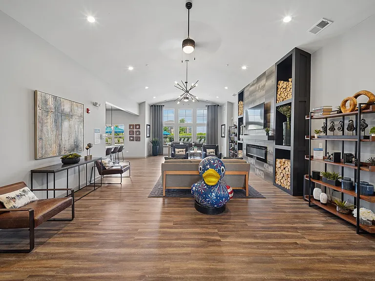 Highland Ridge — Photo 10