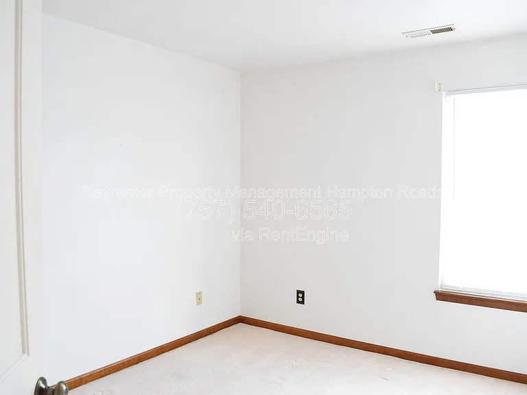 310 Cobb Island Ct — Photo 19