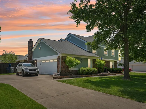 843 Bennett Ct, Carmel, IN 46032