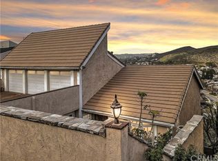 12372 Circula Panorama, Santa Ana, CA 92705