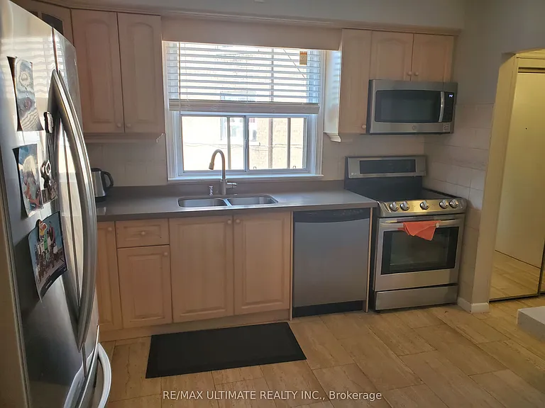 23 Elway Ct #2 — Photo 2