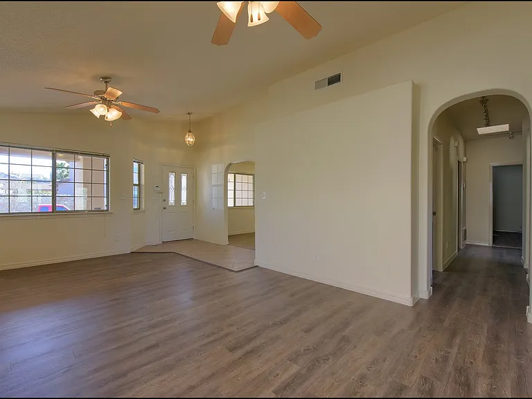 7077 Luz De Sol Dr — Photo 11