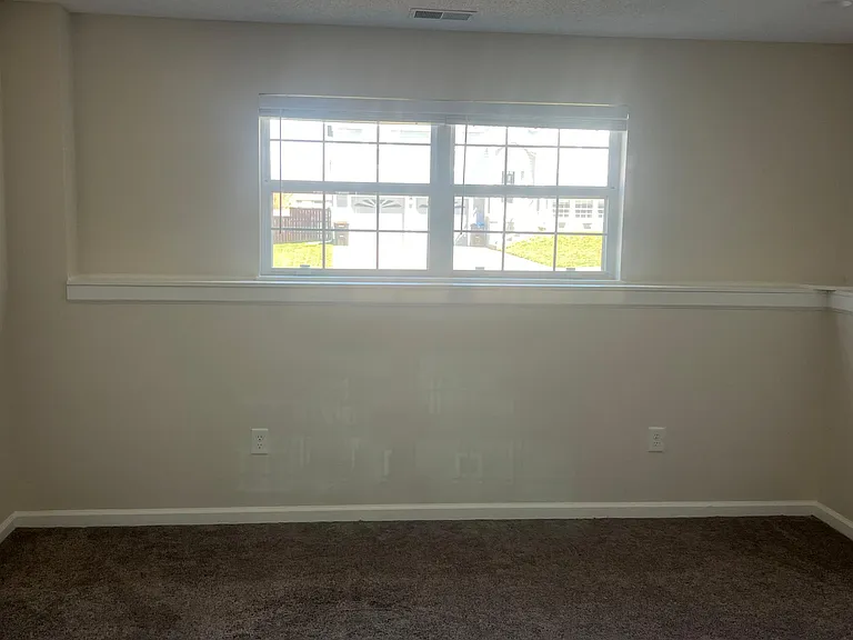 1407 Spruce Dr — Photo 17