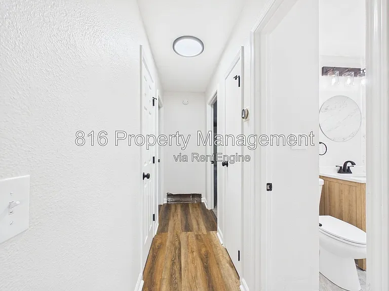 9109 E 44th St — Photo 9