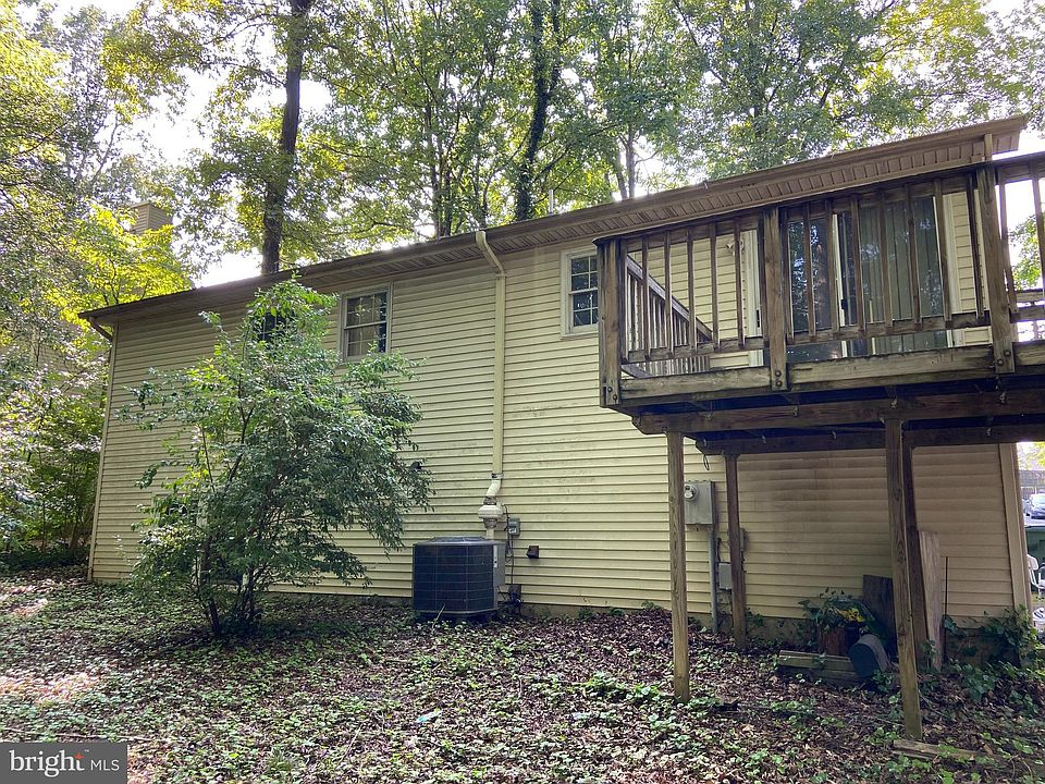 2nd image of 10109 Stanley Ct