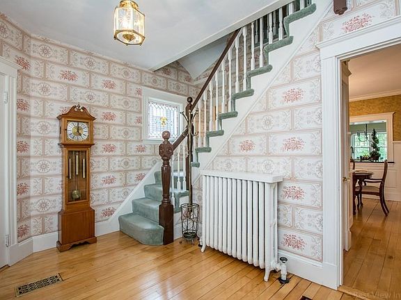 2nd image of 25 Roselin Ave