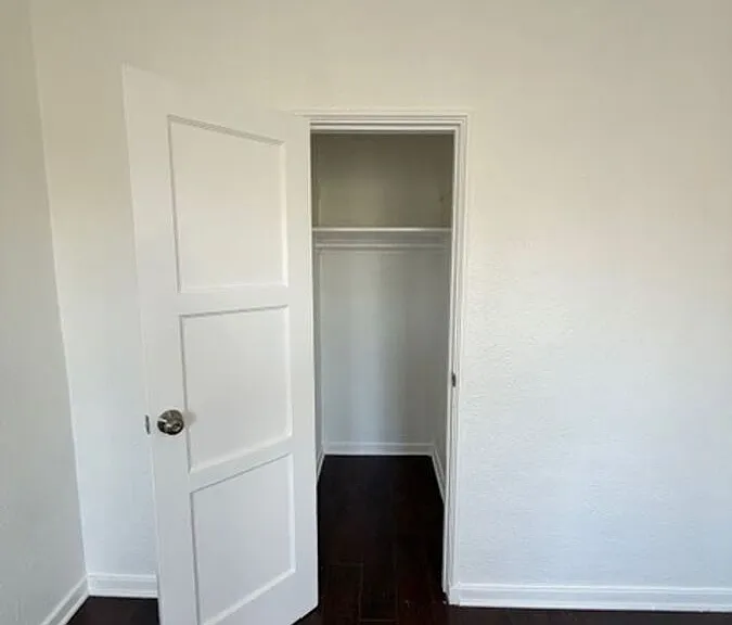 512 N Alexandria Ave #207 — Photo 17