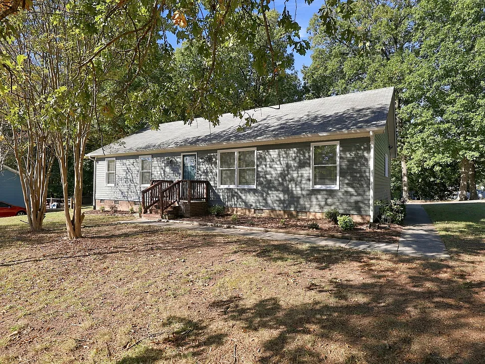 5300 Hadrian Dr