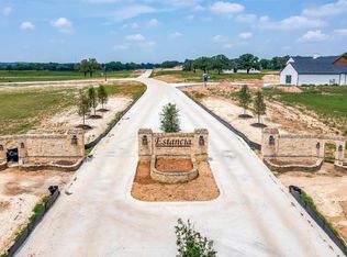 1031 Estancia Blvd, Weatherford, TX 76088