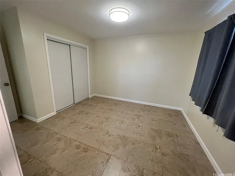 2137 Wilder Ave — Photo 9