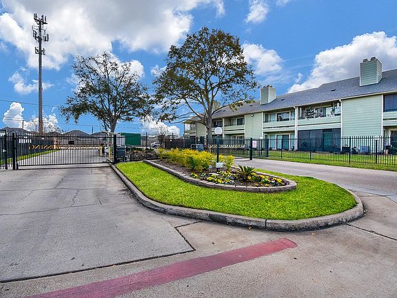 2nd image of 14777 Wunderlich Dr APT 2313