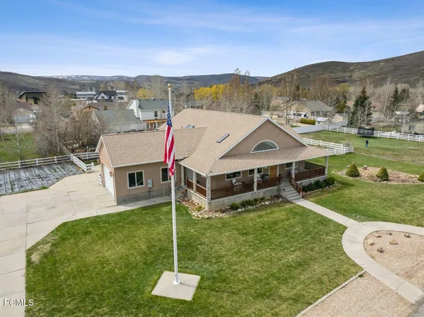 875 W Oak Ln, Francis, UT 84036