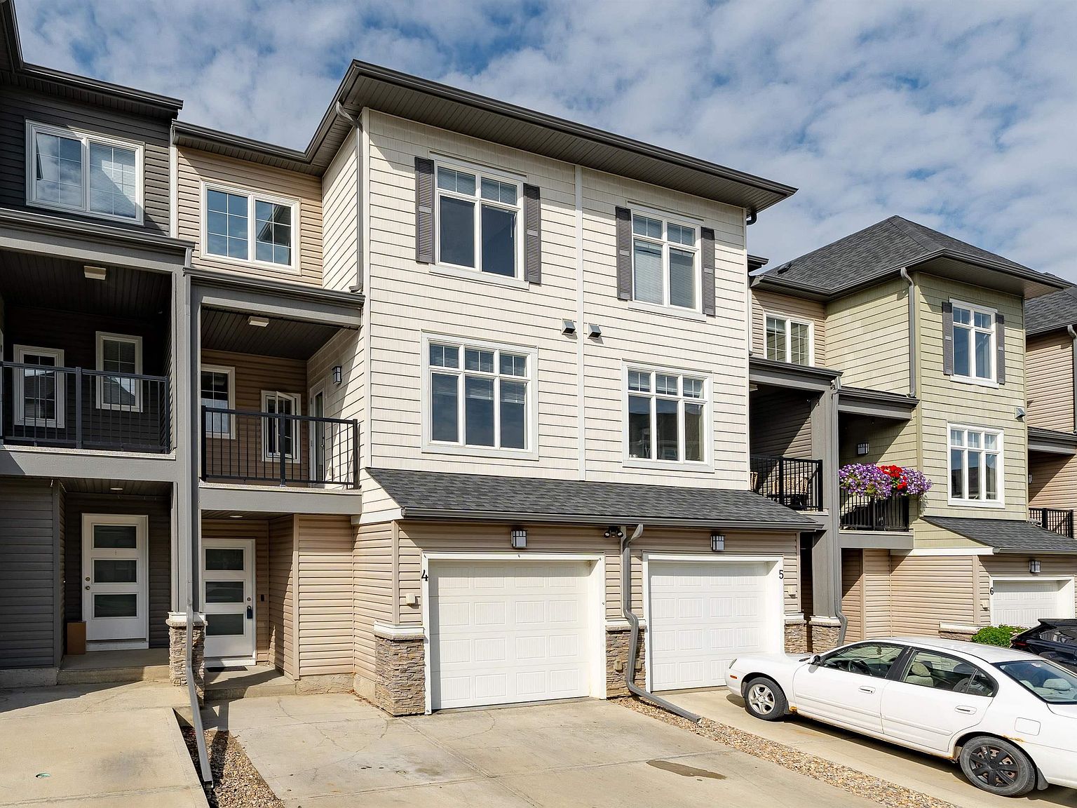 600 Bellerose Dr, Saint Albert, AB T8N 7T5 MLS E4358531 Zillow