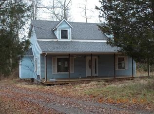 587 Overlook Dr, Lancaster, KY 40444