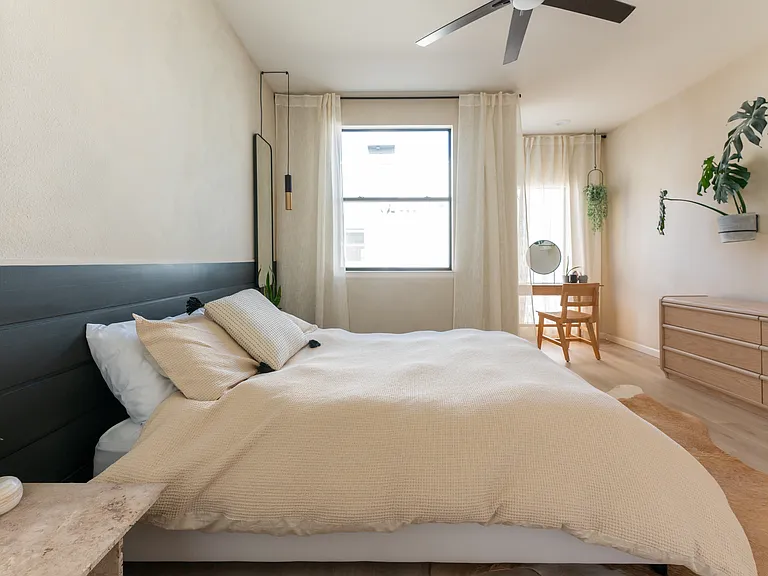 2680 Blake St — Photo 44
