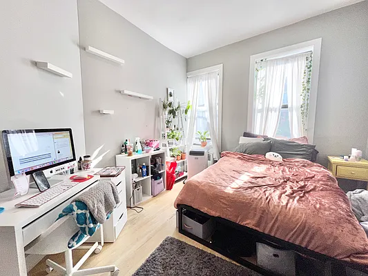 Rented by Keller Williams NYC | media 21