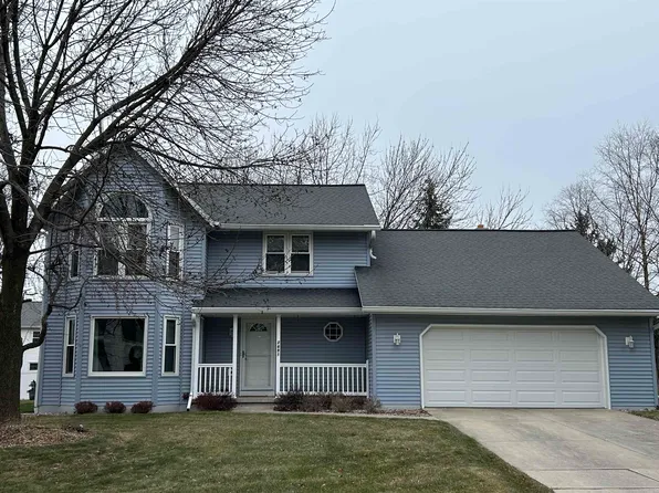 2691 Hillside Heights Dr, Green Bay, WI 54311