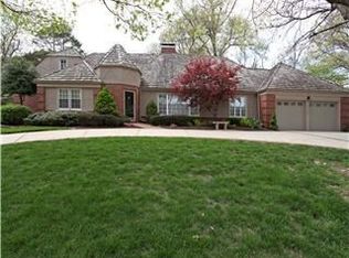 9718 Overbrook Rd, Leawood, KS 66206