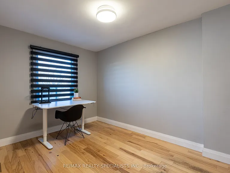 11 Dayton Ave — Photo 14