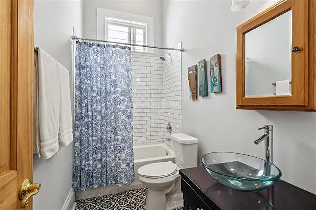 2230 Dumaine St — Photo 8