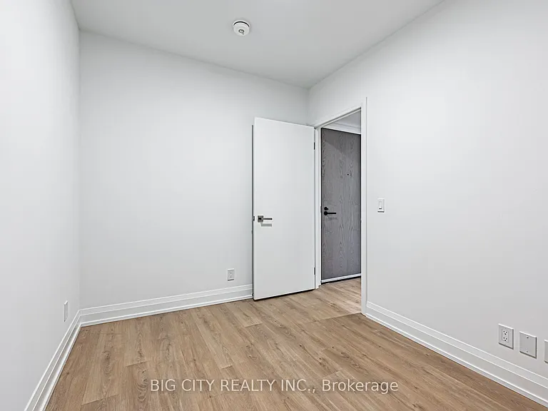 36 Brentcliffe Rd #1310 — Photo 24