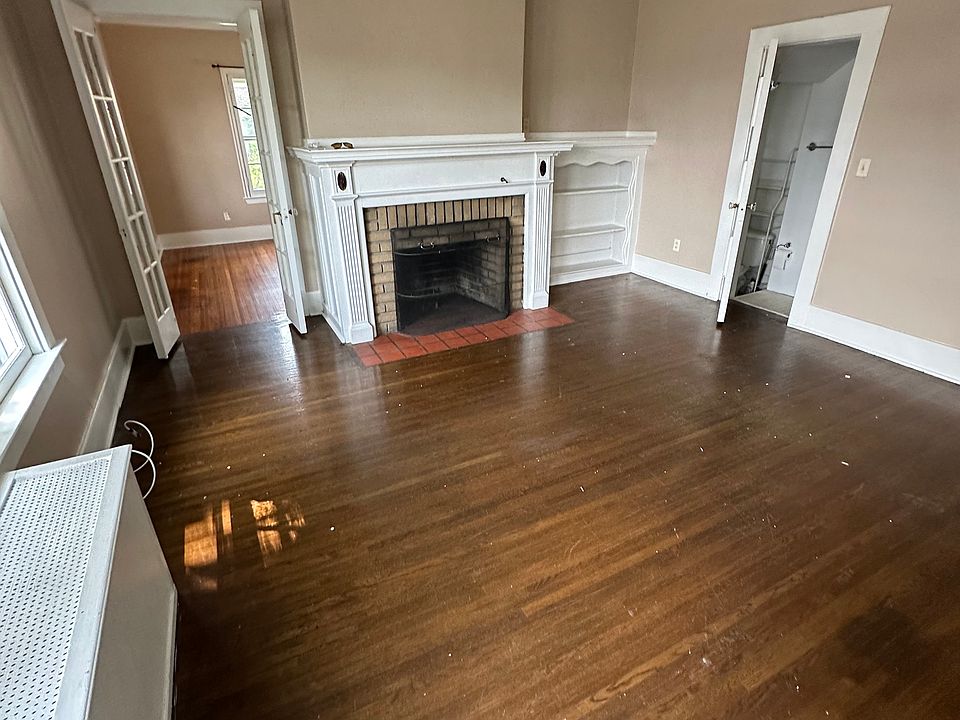 1st image of 347 Culver Rd APT 2