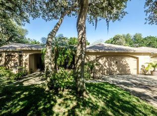 1018 Wideview Ave, Tarpon Springs, FL 34689