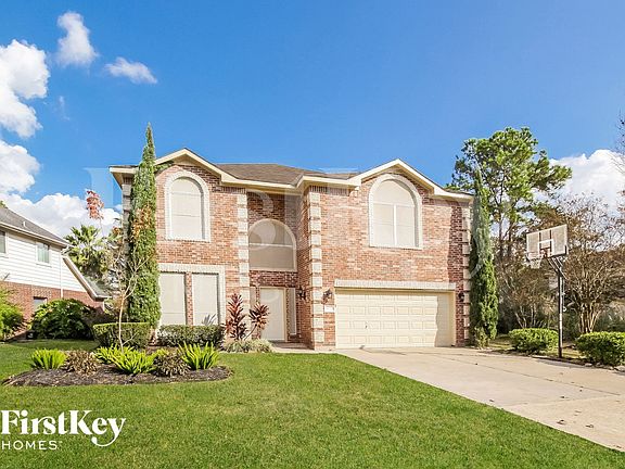 2nd image of 18206 Bluewater Cove Dr