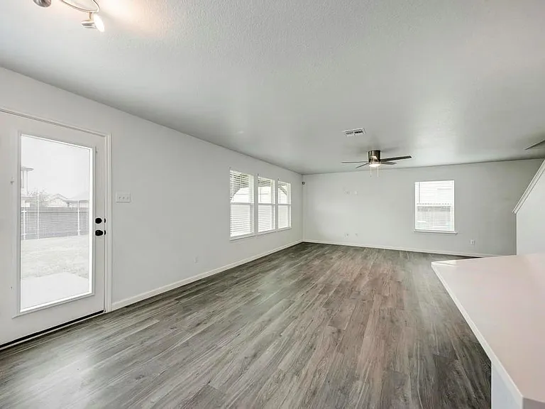 801 Estes Park — Photo 9