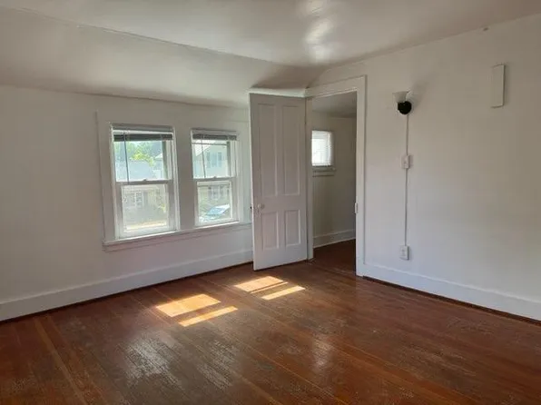 937 Johnson St #2-937-2, La Crosse, WI 54601