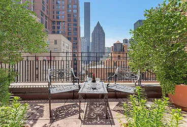 345 East 52nd Street