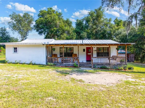 238 2nd St, Melrose, FL 32666