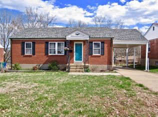 9822 Ravensbrook Dr, Saint Louis, MO 63123