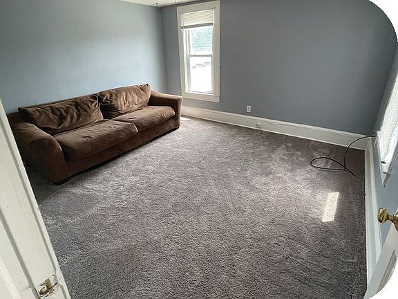 5th image of 29449 Euclid Ave #2