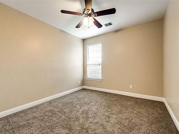3rd image of 138 Nunez Dr