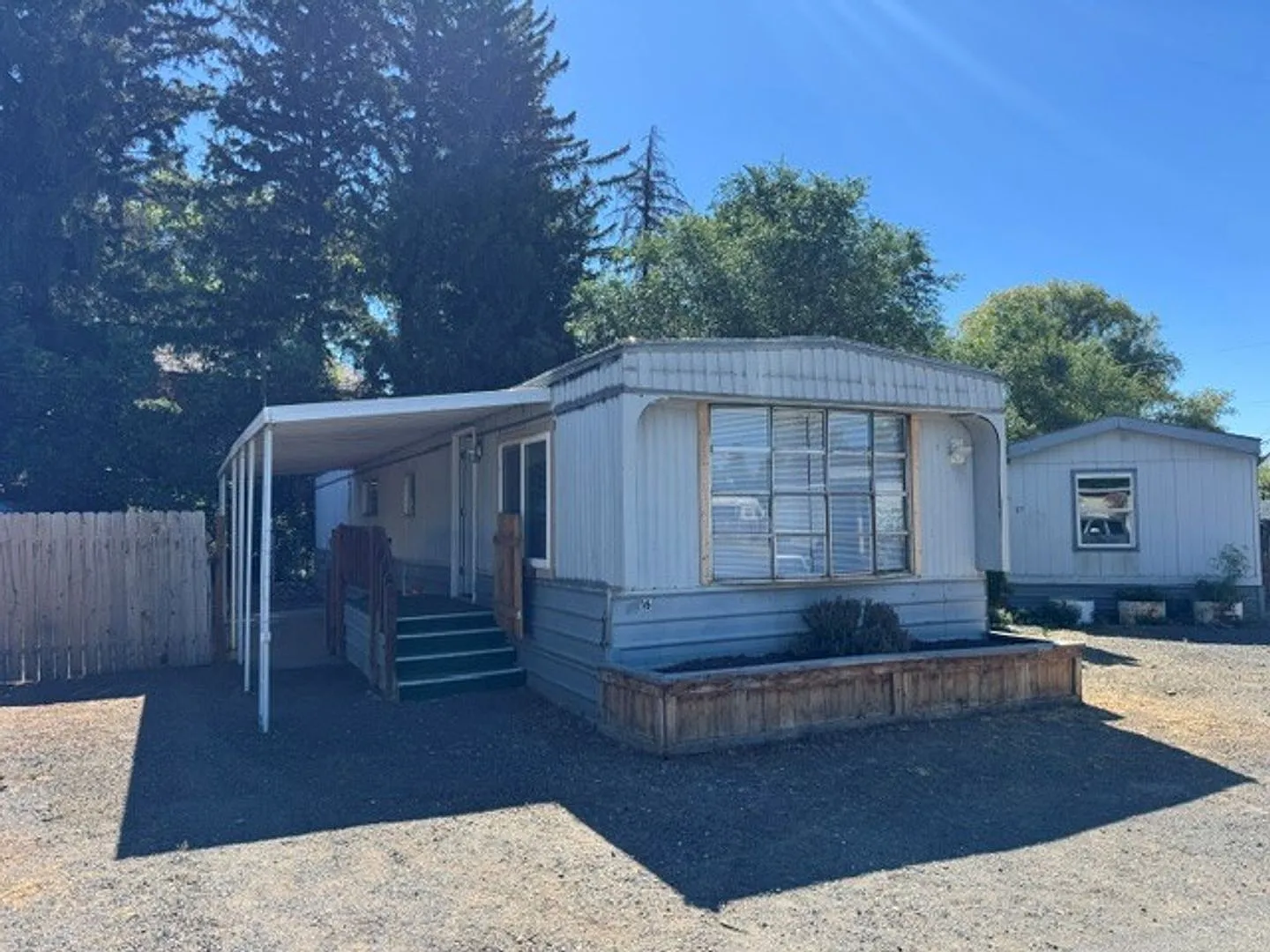 Naches Mobile Court — Photo 2