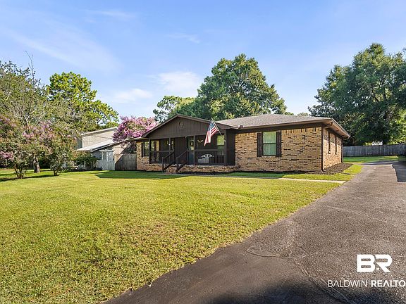 3rd image of 105 Brentwood Dr