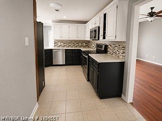 2nd image of 3215 Osprey Dr