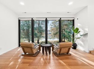 3171 Milhaven Lake Dr, Winston Salem, NC 27106