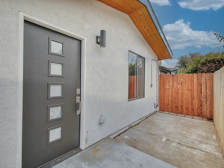 7989 Sale Ave — Photo 9