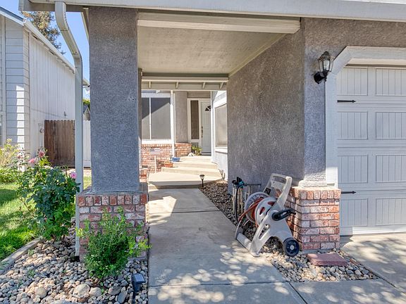 4th image of 2317 Boston Way