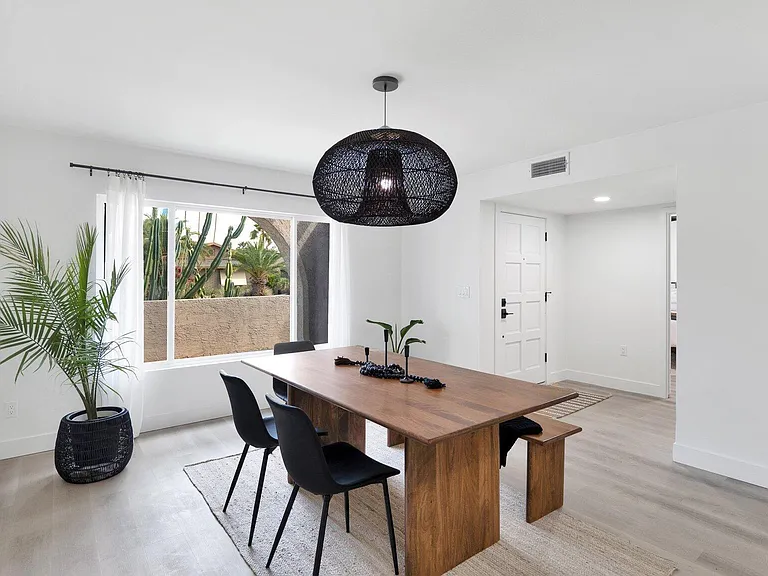 7207 N Via De Paesia — Photo 12