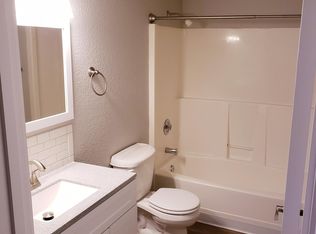 8905 238th St SW APT 4B, Edmonds, WA 98026