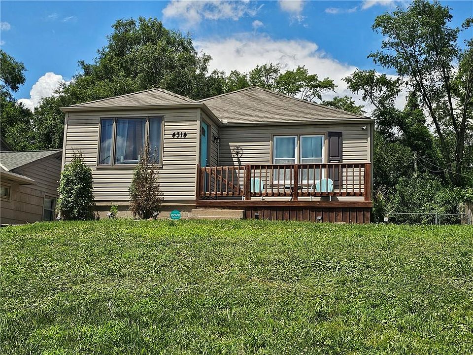 1st image of 4314 NE 38th St