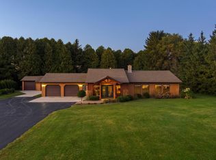 1518 Shoto Rd, Two Rivers, WI 54241